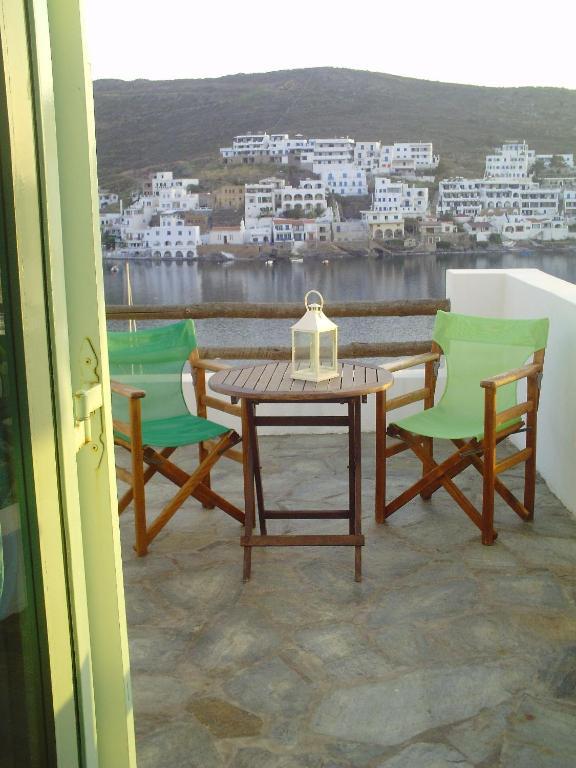 Kontseta Hotel Mérichas Buitenkant foto