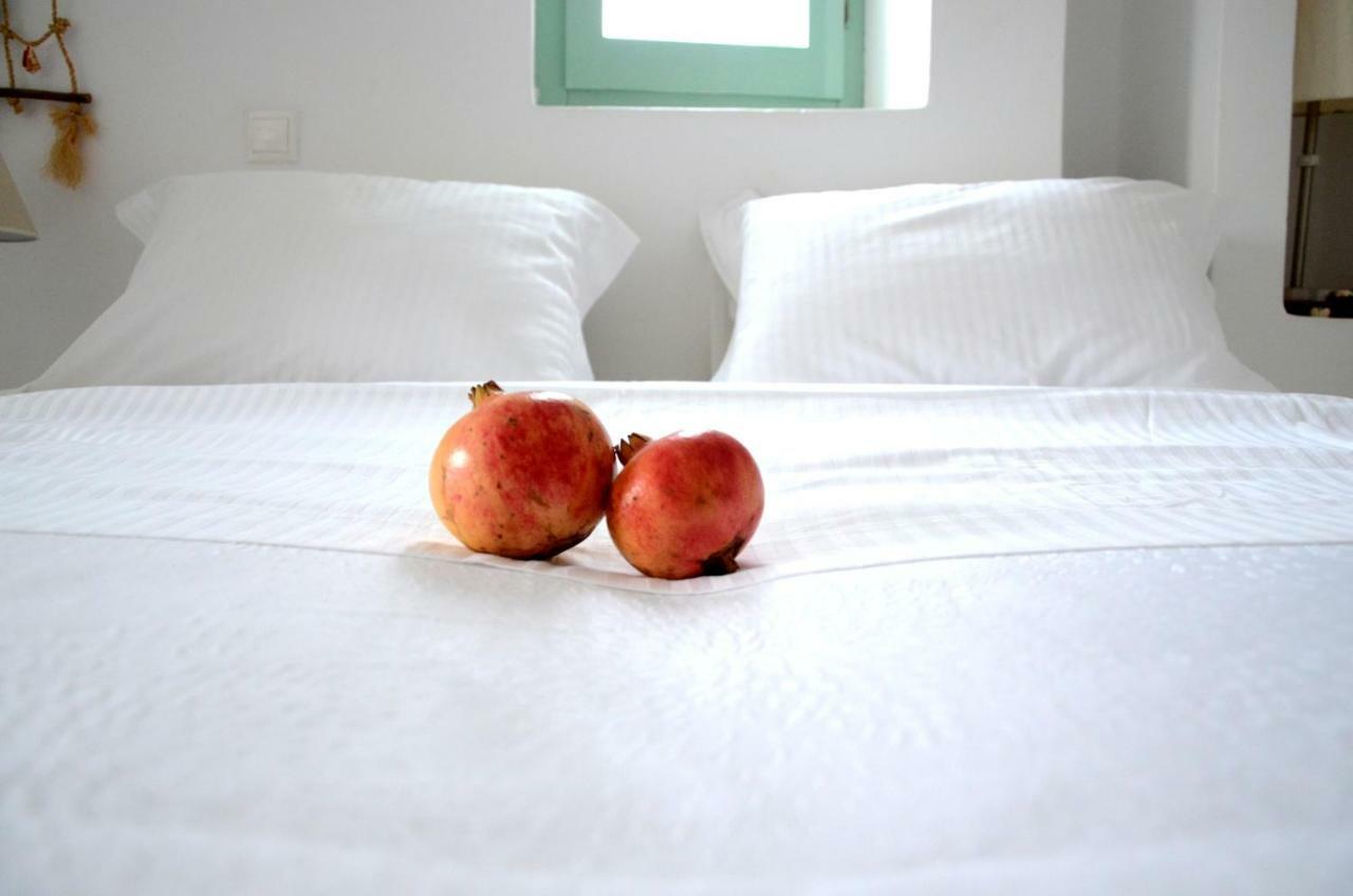 Kontseta Hotel Mérichas Buitenkant foto